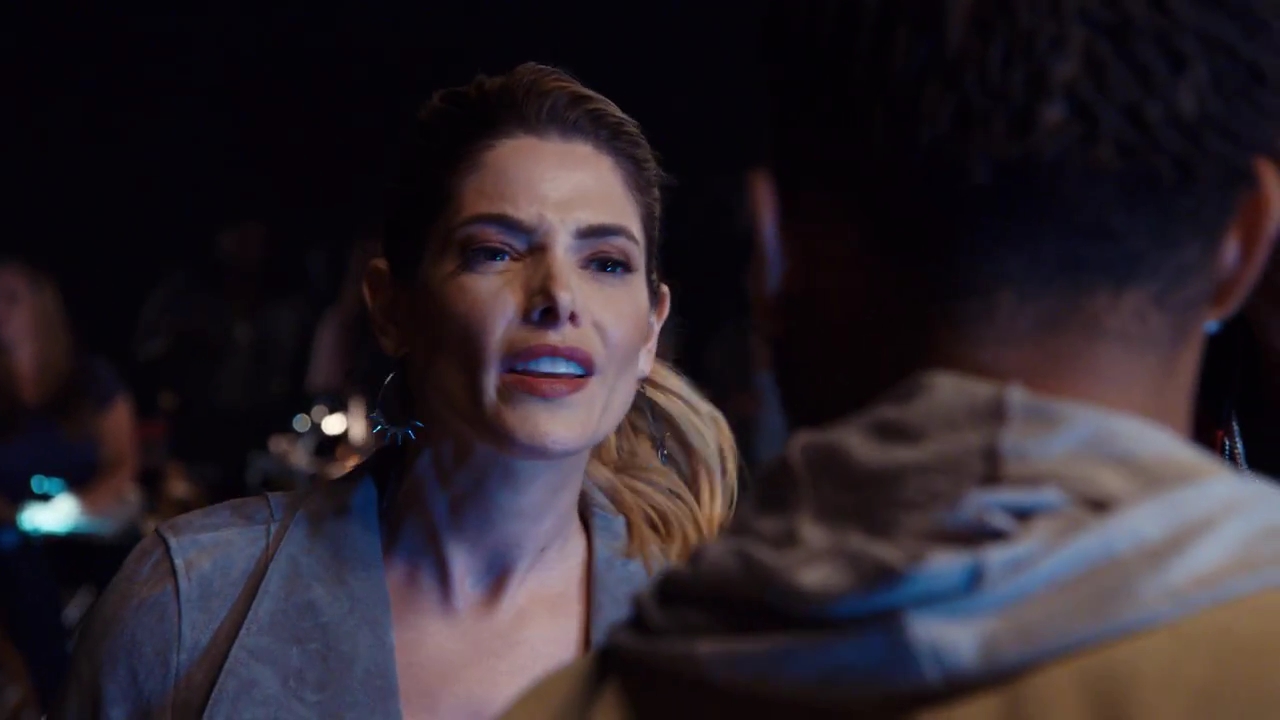 Ashley-Greene-dot-nl_StepUpHighWater2x07-0286.jpg