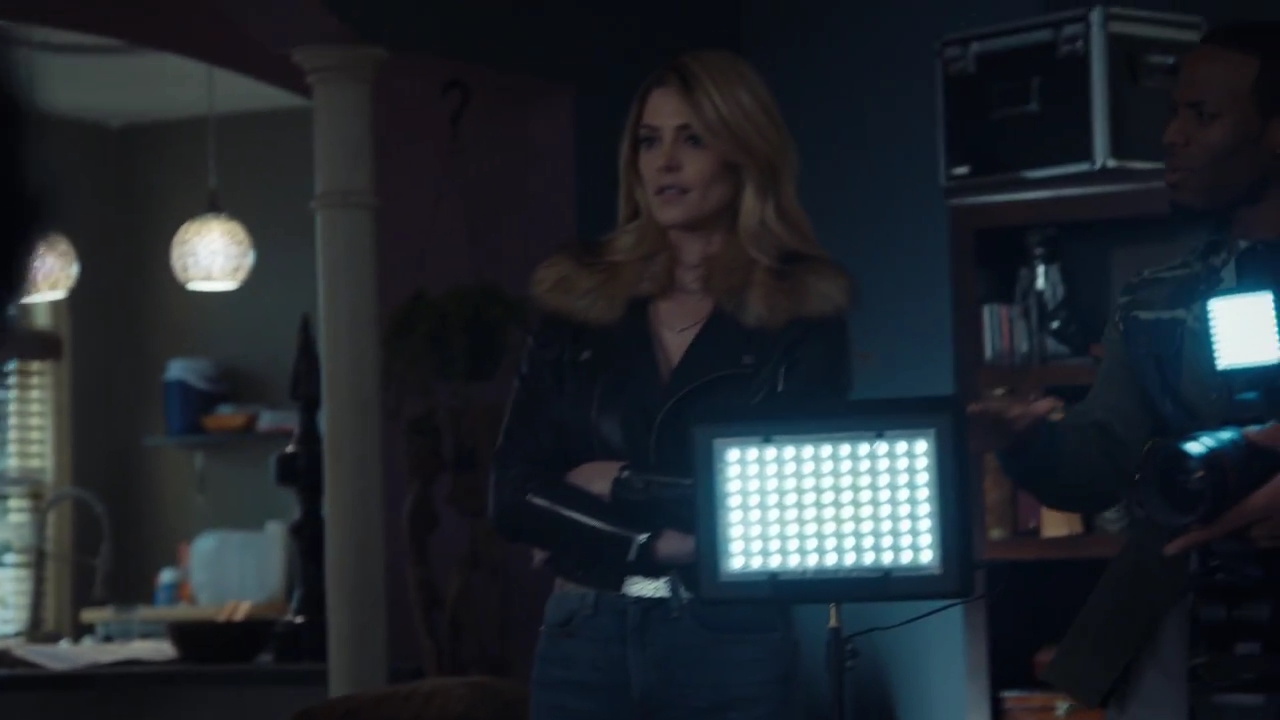 Ashley-Greene-dot-nl_StepUpHighWater2x07-0483.jpg