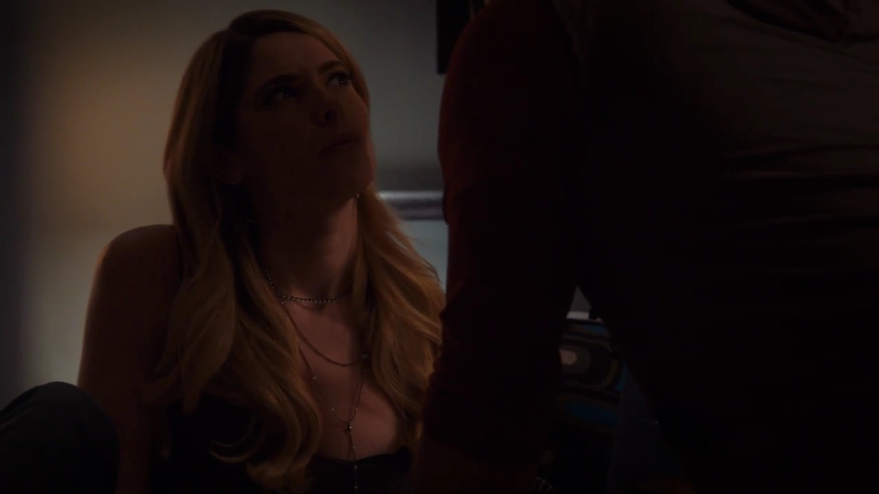 Ashley-Greene-dot-nl_StepUpHighWater2x07-0642.jpg