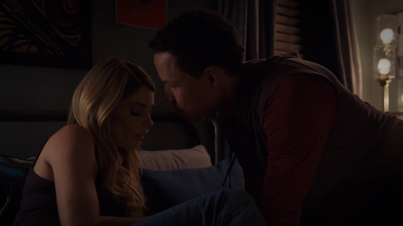 Ashley-Greene-dot-nl_StepUpHighWater2x07-0648.jpg