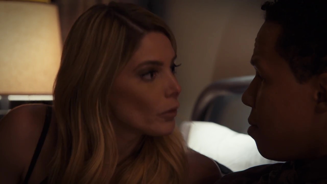 Ashley-Greene-dot-nl_StepUpHighWater2x07-0676.jpg