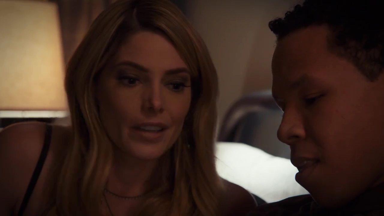 Ashley-Greene-dot-nl_StepUpHighWater2x07-0679.jpg