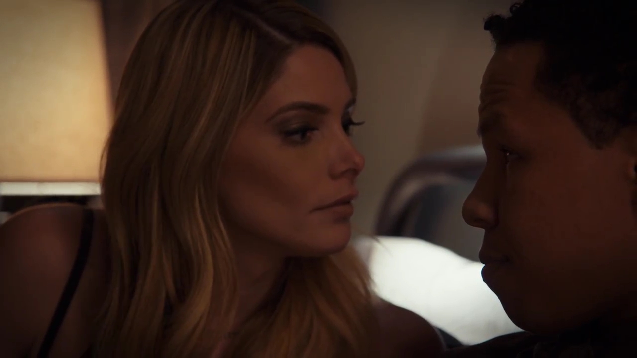 Ashley-Greene-dot-nl_StepUpHighWater2x07-0684.jpg