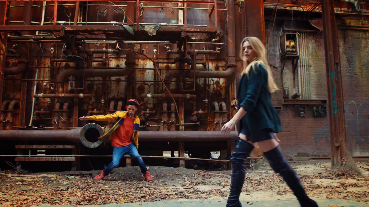 Ashley-Greene-dot-nl_StepUpHighWater2x08-0009.jpg