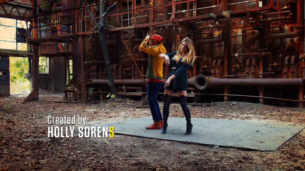 Ashley-Greene-dot-nl_StepUpHighWater2x08-0032.jpg