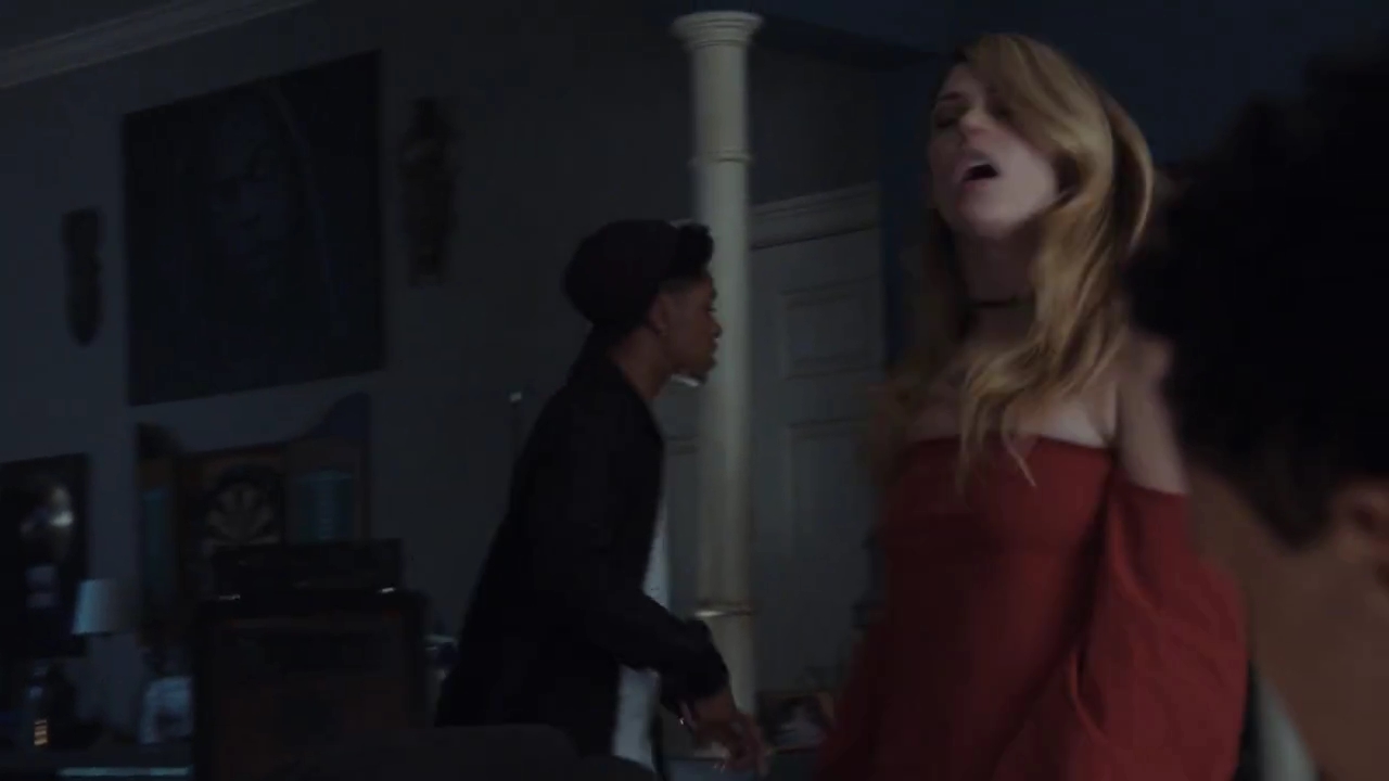 Ashley-Greene-dot-nl_StepUpHighWater2x08-0845.jpg