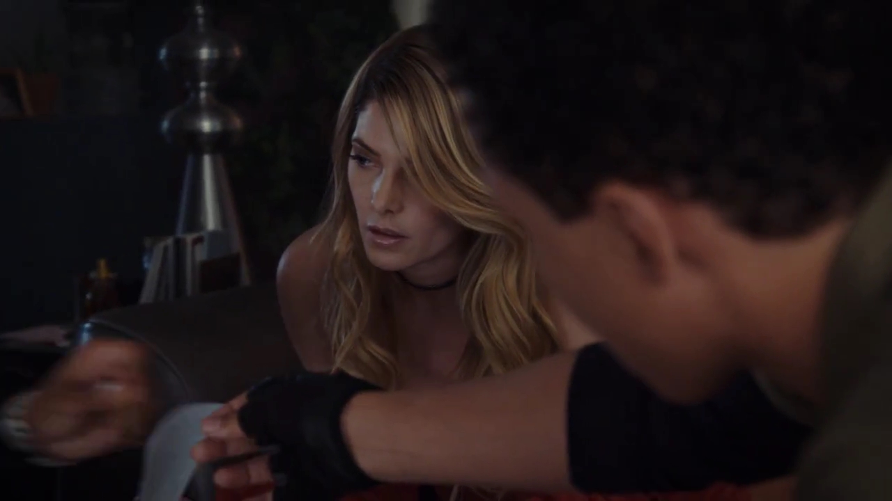 Ashley-Greene-dot-nl_StepUpHighWater2x08-0917.jpg