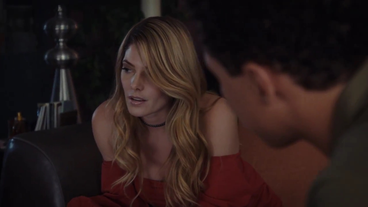 Ashley-Greene-dot-nl_StepUpHighWater2x08-0918.jpg