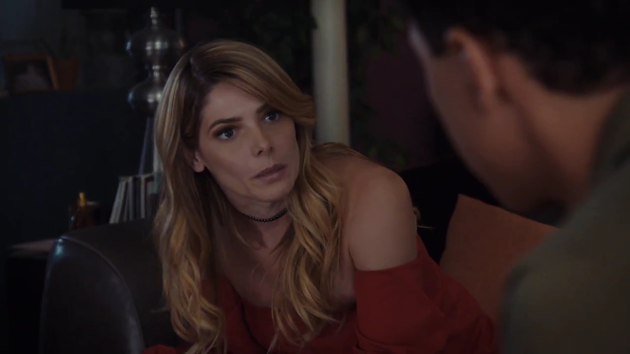 Ashley-Greene-dot-nl_StepUpHighWater2x08-0921.jpg