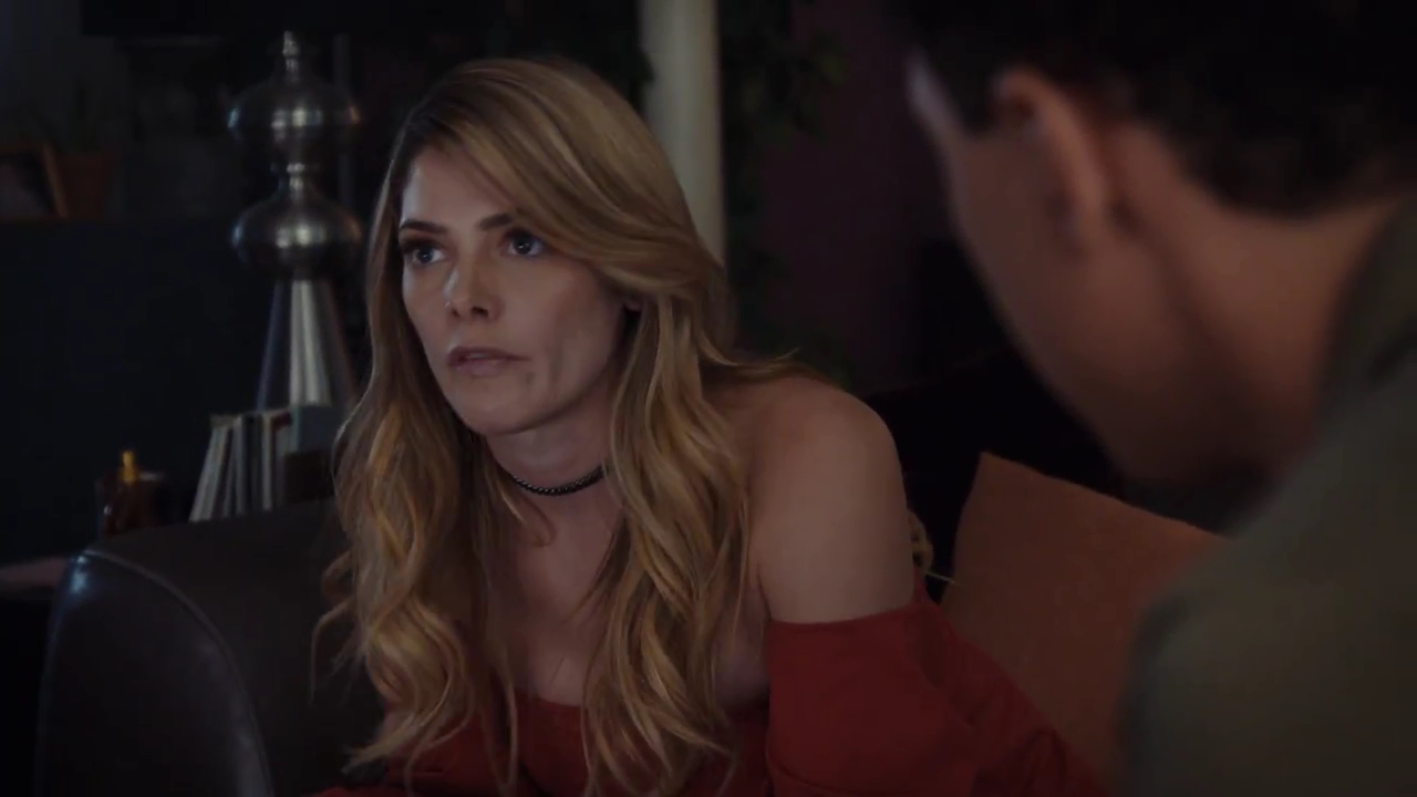 Ashley-Greene-dot-nl_StepUpHighWater2x08-0922.jpg