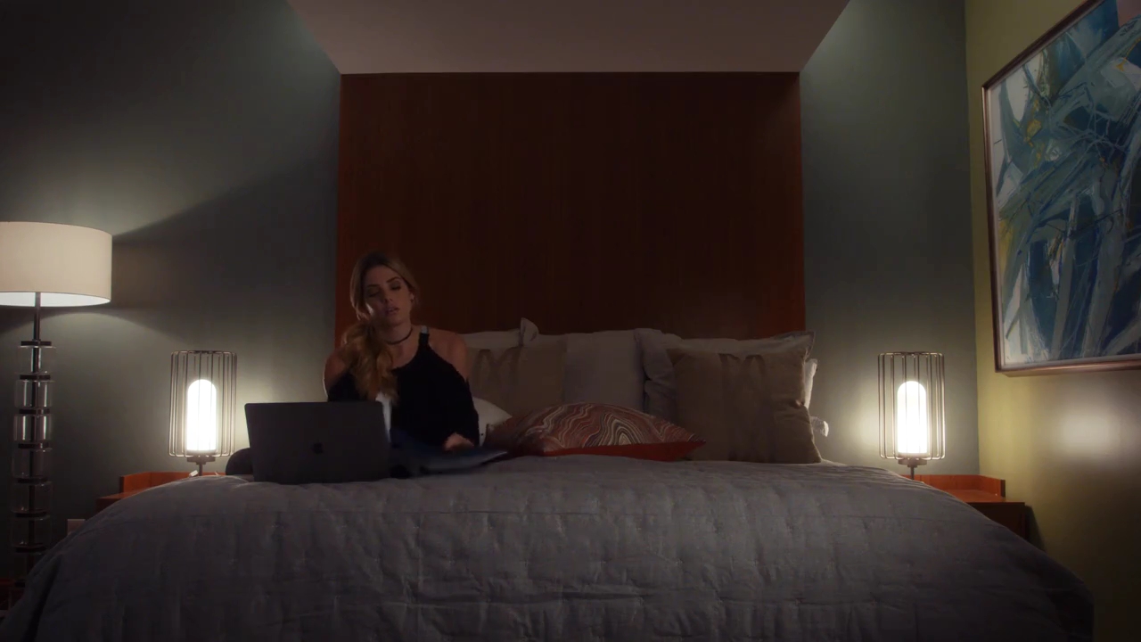 Ashley-Greene-dot-nl_StepUpHighWater2x08-2568.jpg