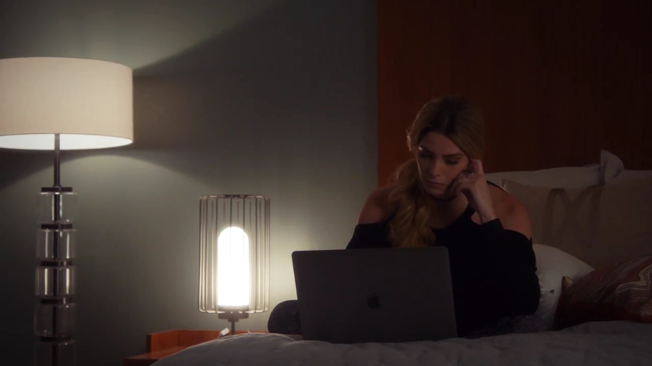 Ashley-Greene-dot-nl_StepUpHighWater2x08-2578.jpg