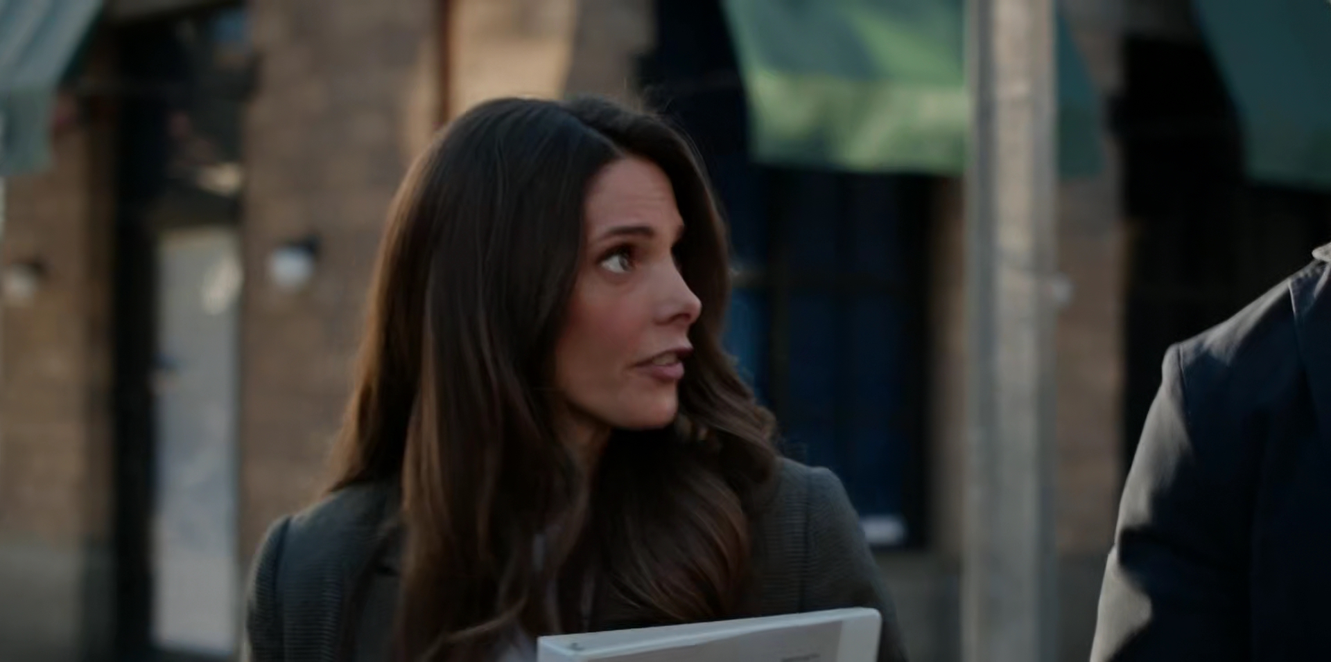 Ashley-Greene-dot-nl-WildCards1x06-0404.jpg