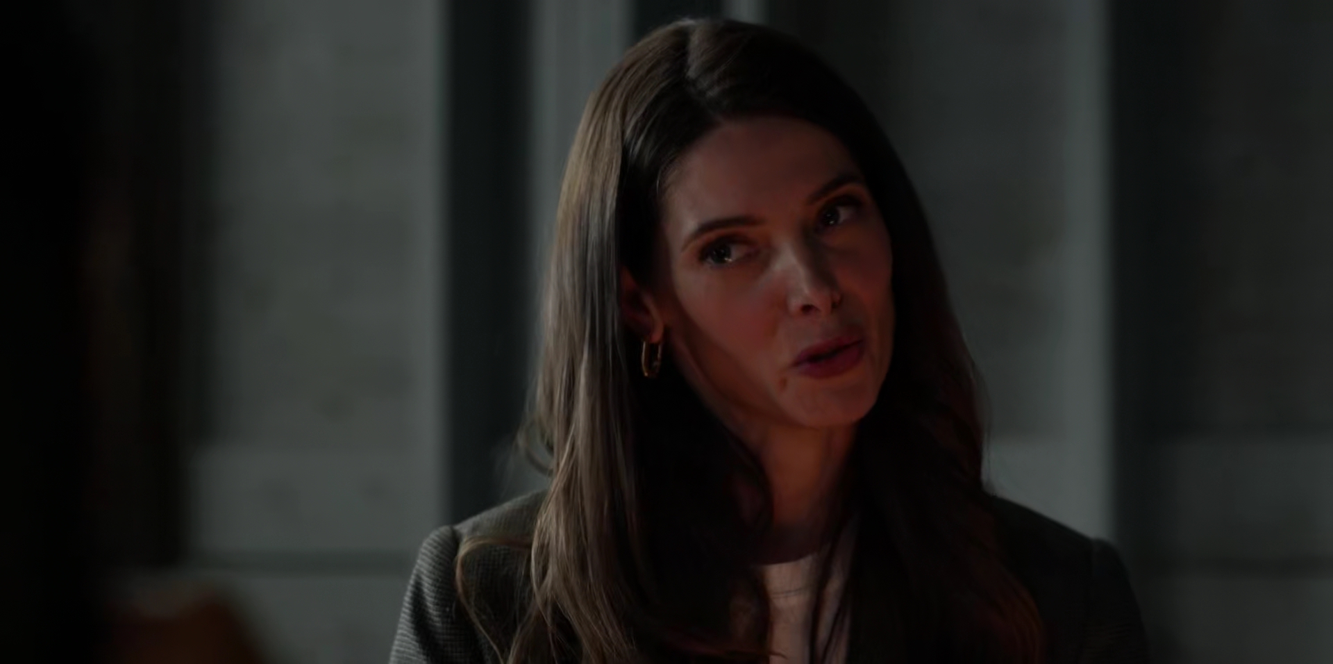 Ashley-Greene-dot-nl-WildCards1x06-1037.jpg