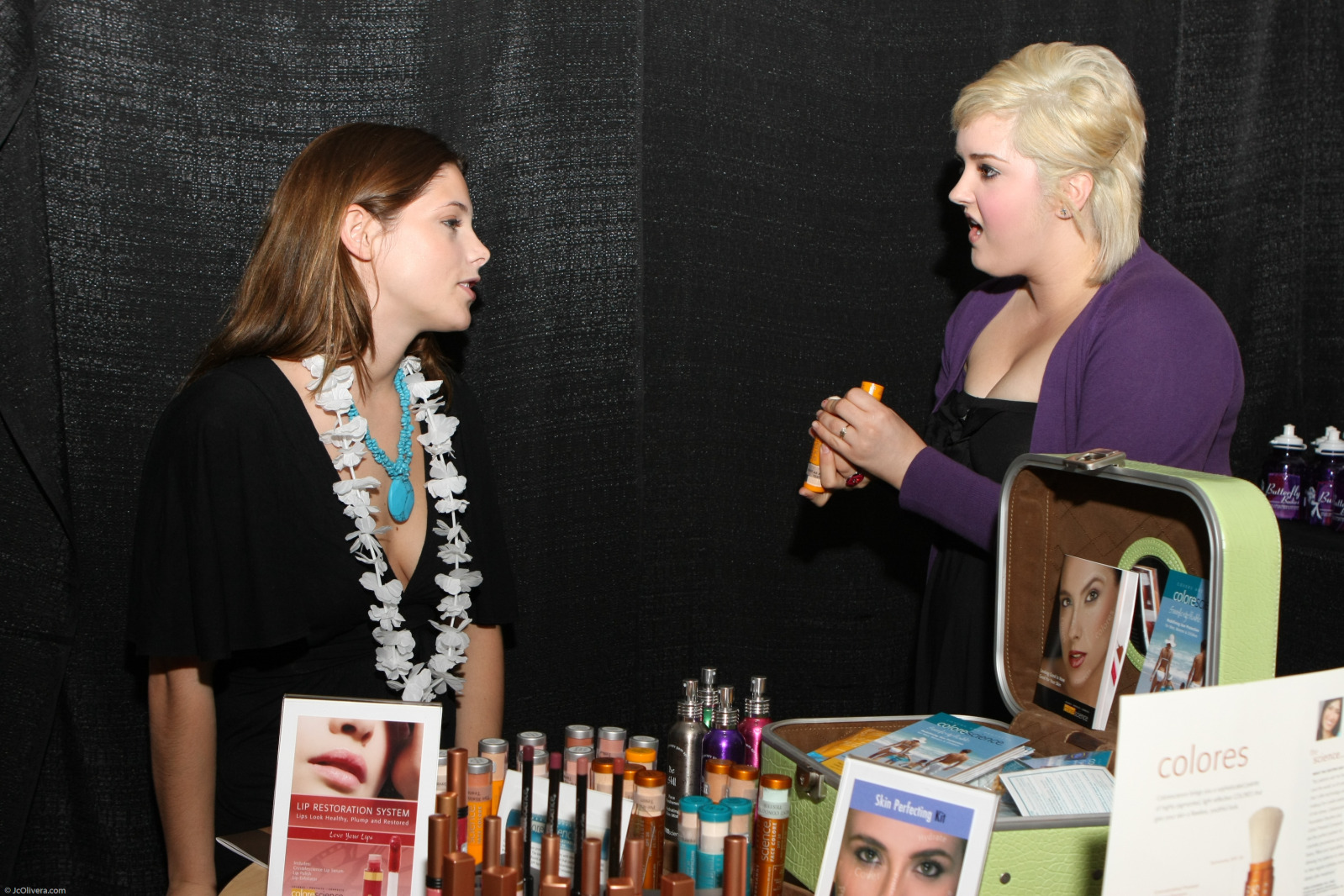 Ashley_SRSL_EmmyGiftingSuite007.jpg