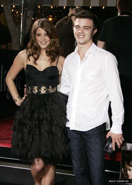 Twilight-LosAngelesPremiere067.jpg Twilight-LosAngelesPremiere067.jpg