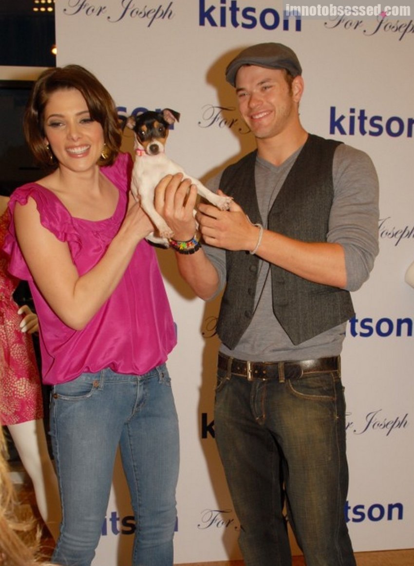 ForJosephSpringSummer2009LaunchParty043.jpg ForJosephSpringSummer2009LaunchParty043.jpg