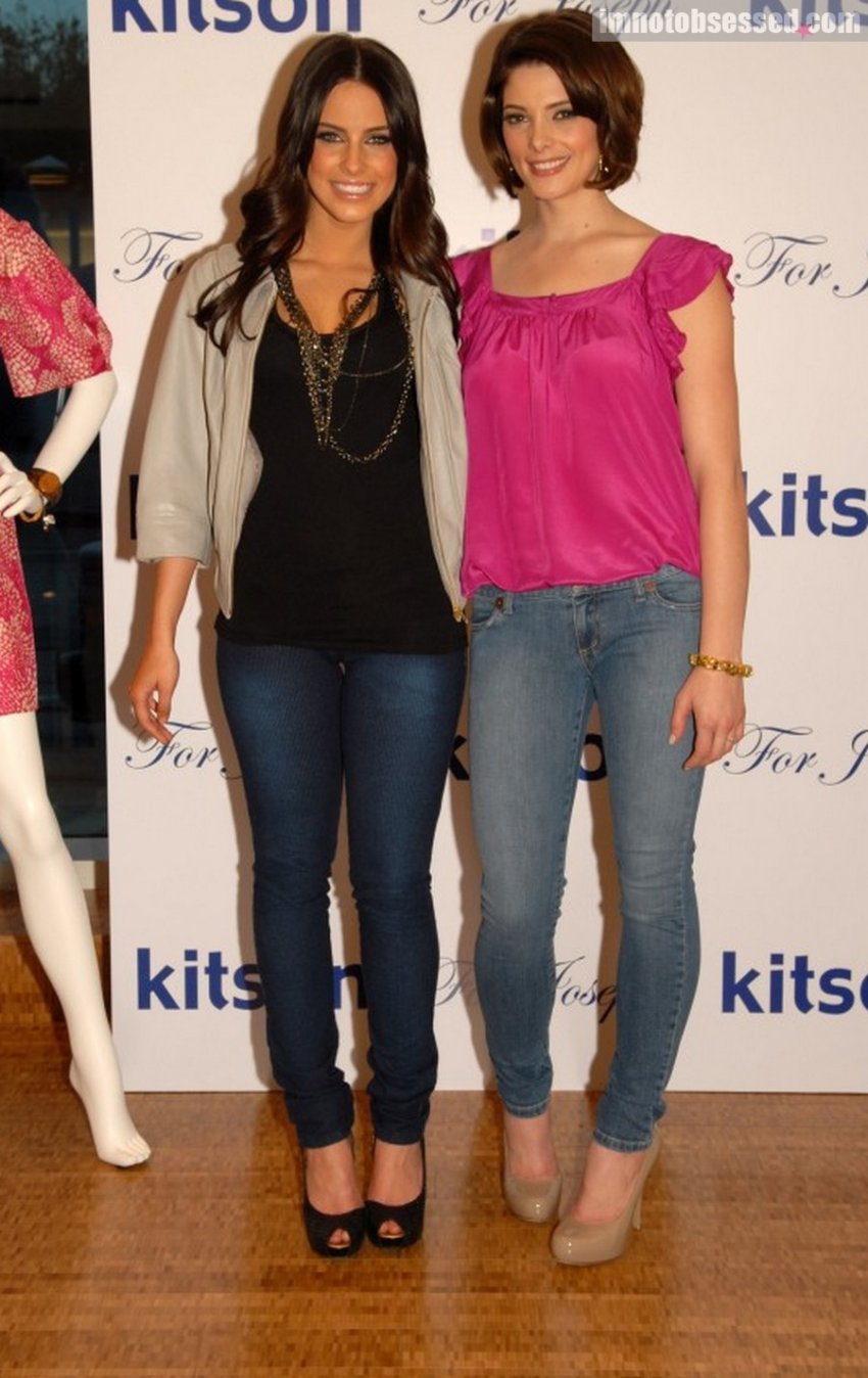 ForJosephSpringSummer2009LaunchParty044.jpg ForJosephSpringSummer2009LaunchParty044.jpg