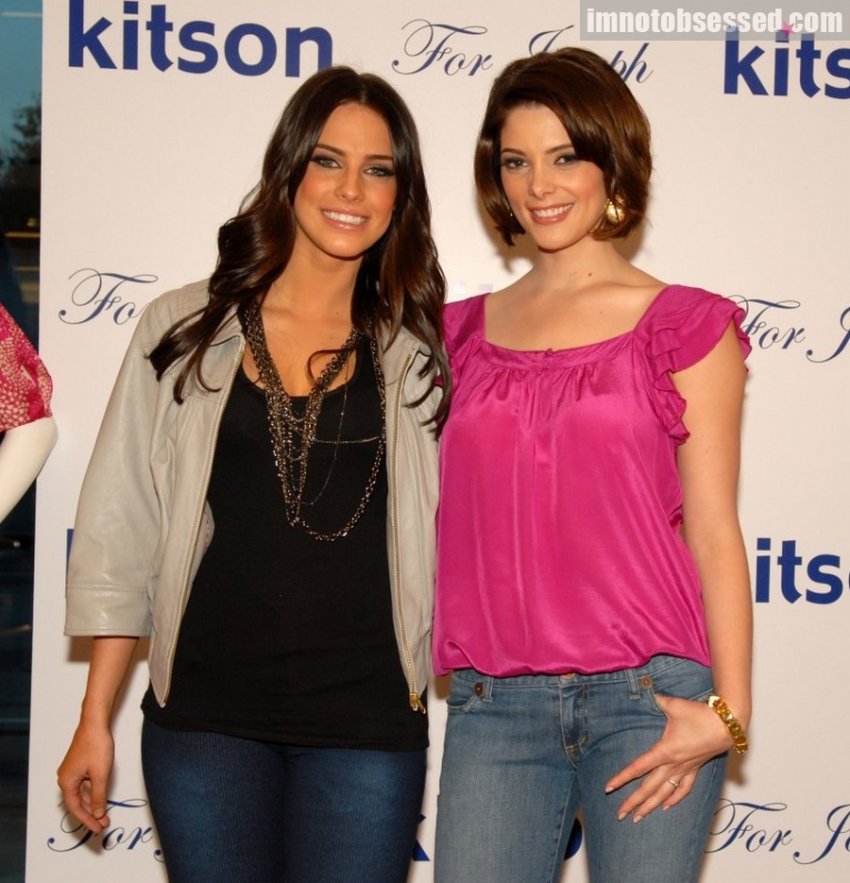 ForJosephSpringSummer2009LaunchParty045.jpg ForJosephSpringSummer2009LaunchParty045.jpg