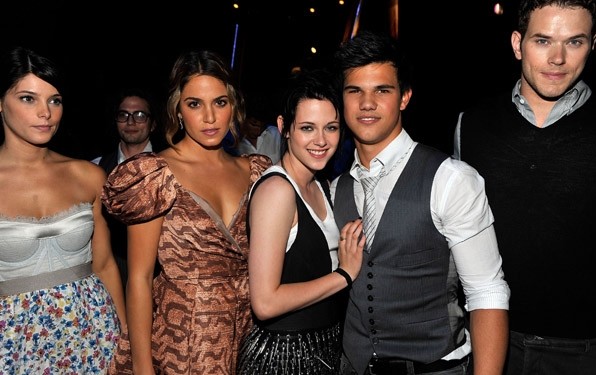 2009TeenChoiceAwards-Backstage004.jpg 2009TeenChoiceAwards-Backstage004.jpg