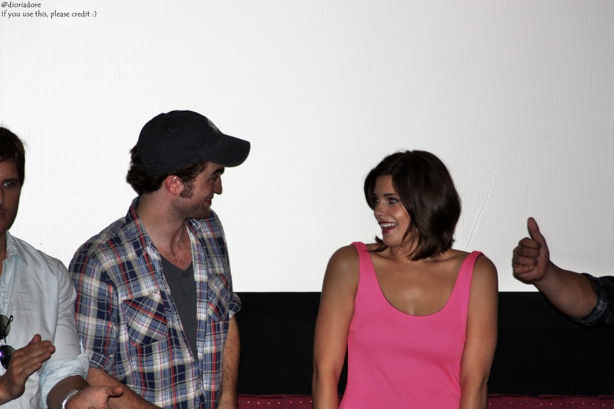 ComicConTwilight002.jpg ComicConTwilight002.jpg