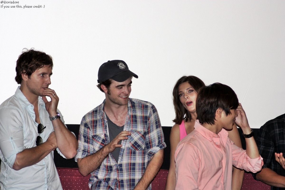 ComicConTwilight003.jpg ComicConTwilight003.jpg