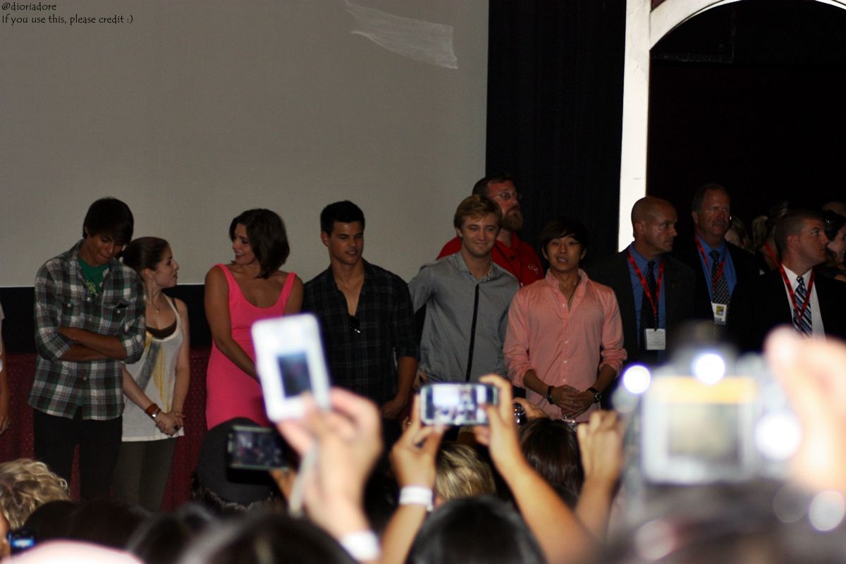 ComicConTwilight020.jpg ComicConTwilight020.jpg