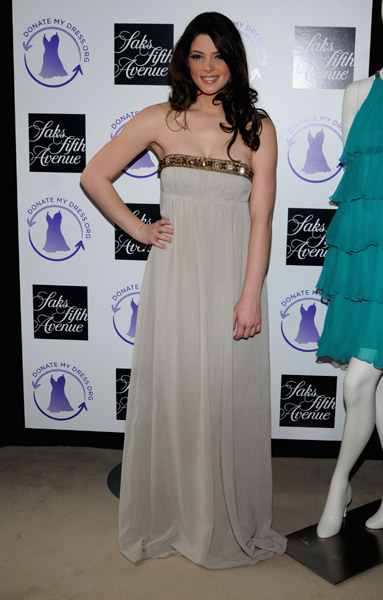 DonatemyDress023.jpg DonatemyDress023.jpg