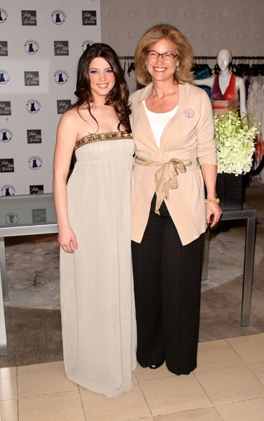 DonatemyDress036.jpg DonatemyDress036.jpg