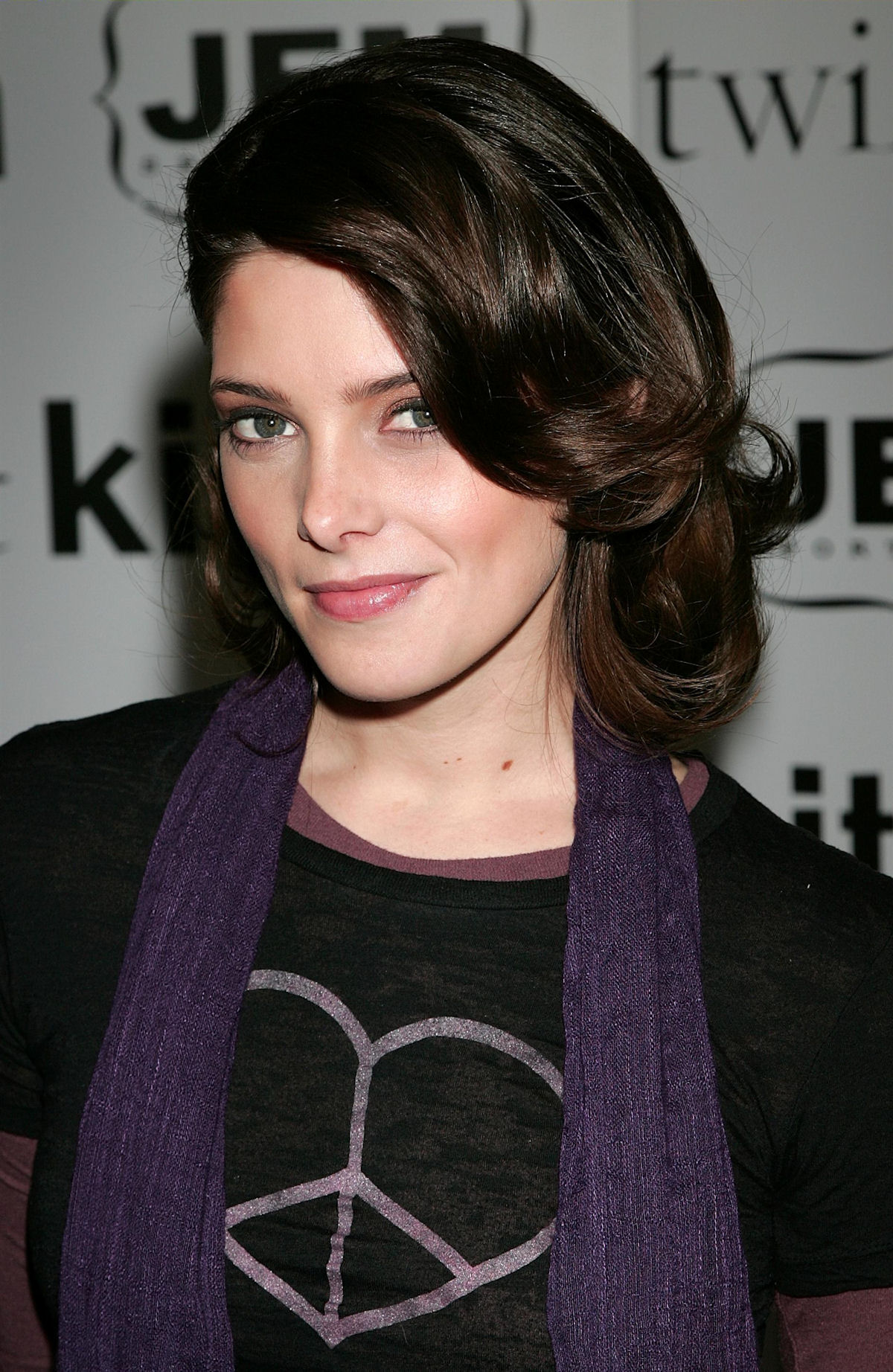 32916_ag40000658_122_426lo_www_hqparadise_hu.jpg 32916_ag40000658_122_426lo_www_hqparadise_hu.jpg