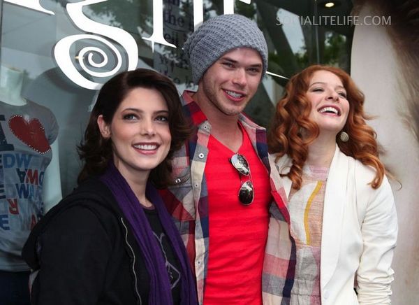 dvd043.jpg dvd043.jpg