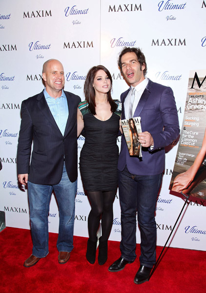 MaximsDecemberIssueCelebrationWithAshleyGreene014.jpg MaximsDecemberIssueCelebrationWithAshleyGreene014.jpg