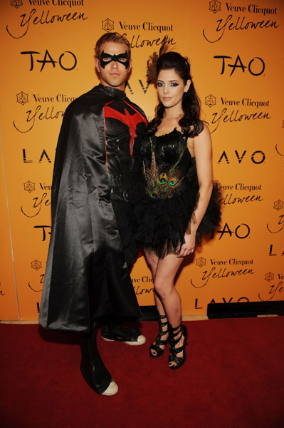 VeuveClicquotsYelloween019.jpg VeuveClicquotsYelloween019.jpg