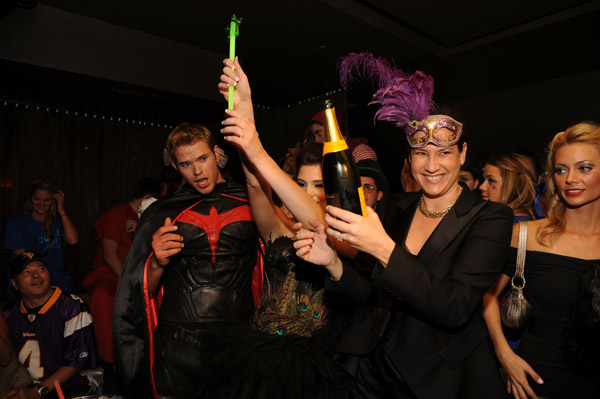 VeuveClicquotsYelloween045.jpg VeuveClicquotsYelloween045.jpg