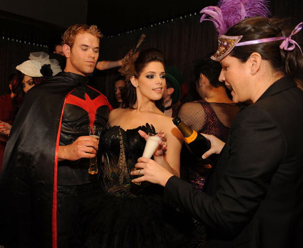 VeuveClicquotsYelloween047.jpg VeuveClicquotsYelloween047.jpg