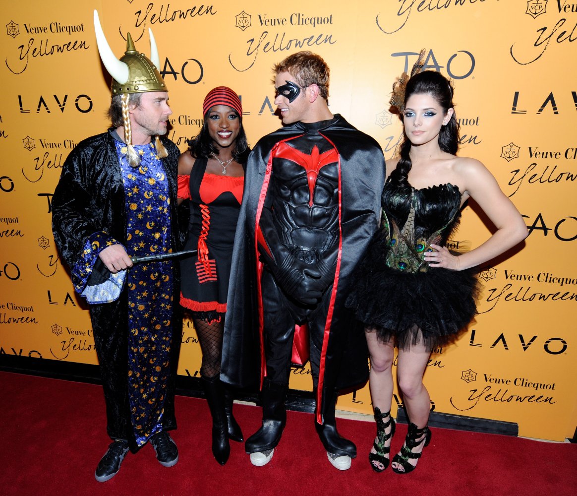 VeuveClicquotsYelloween097.jpg VeuveClicquotsYelloween097.jpg