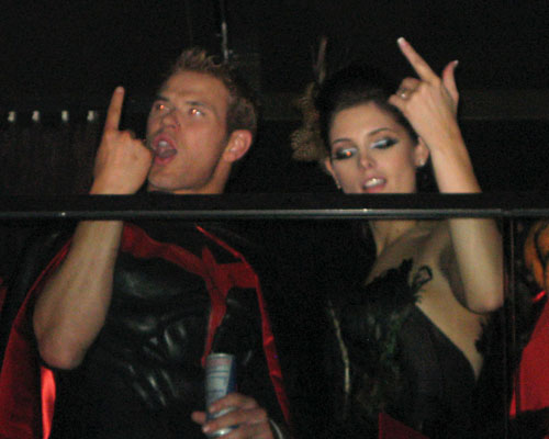 VeuveClicquotsYelloween112.jpg VeuveClicquotsYelloween112.jpg