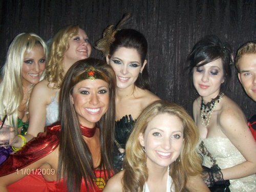 VeuveClicquotsYelloween119.jpg VeuveClicquotsYelloween119.jpg