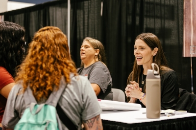 autographs001.jpg