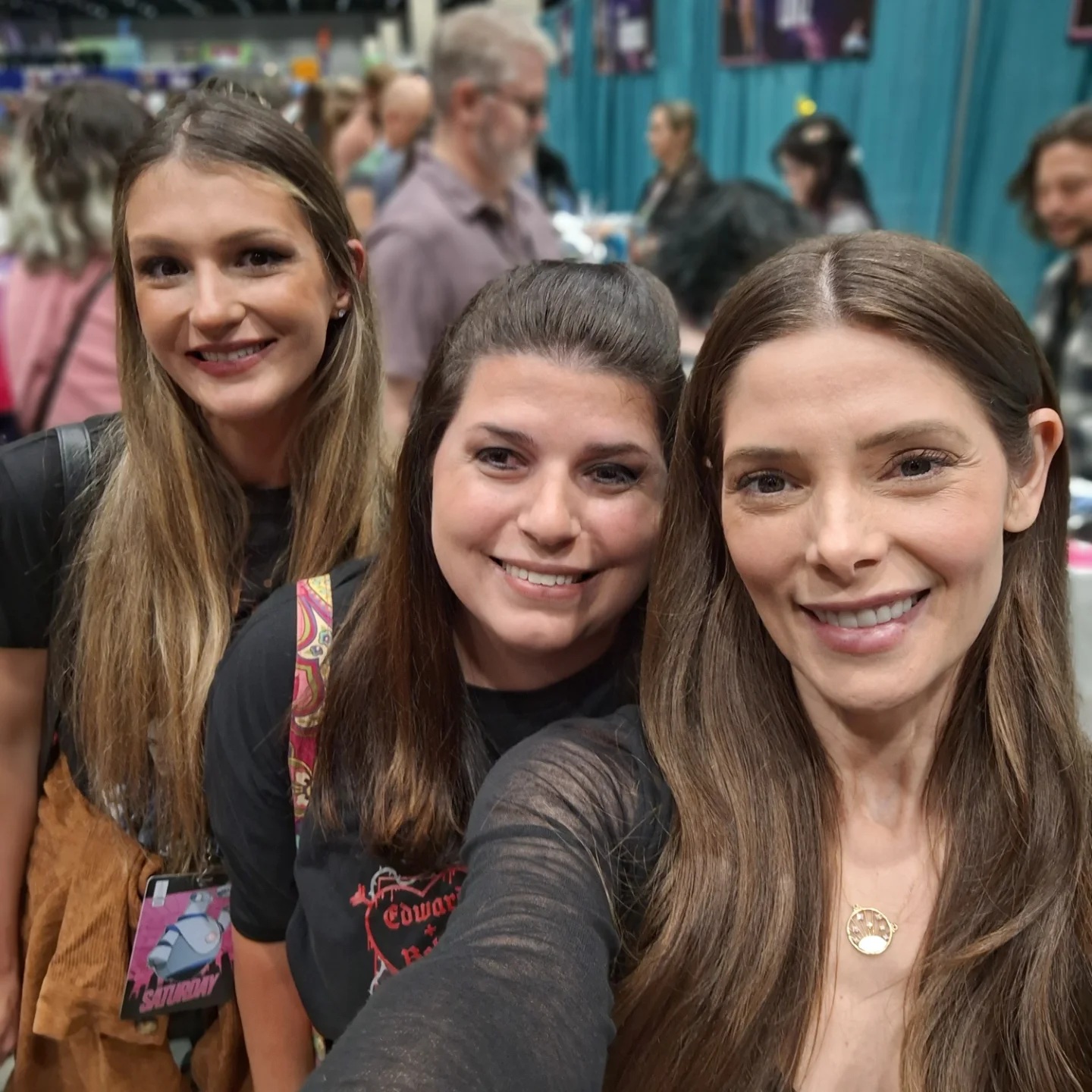 autograph025.jpg autograph025.jpg