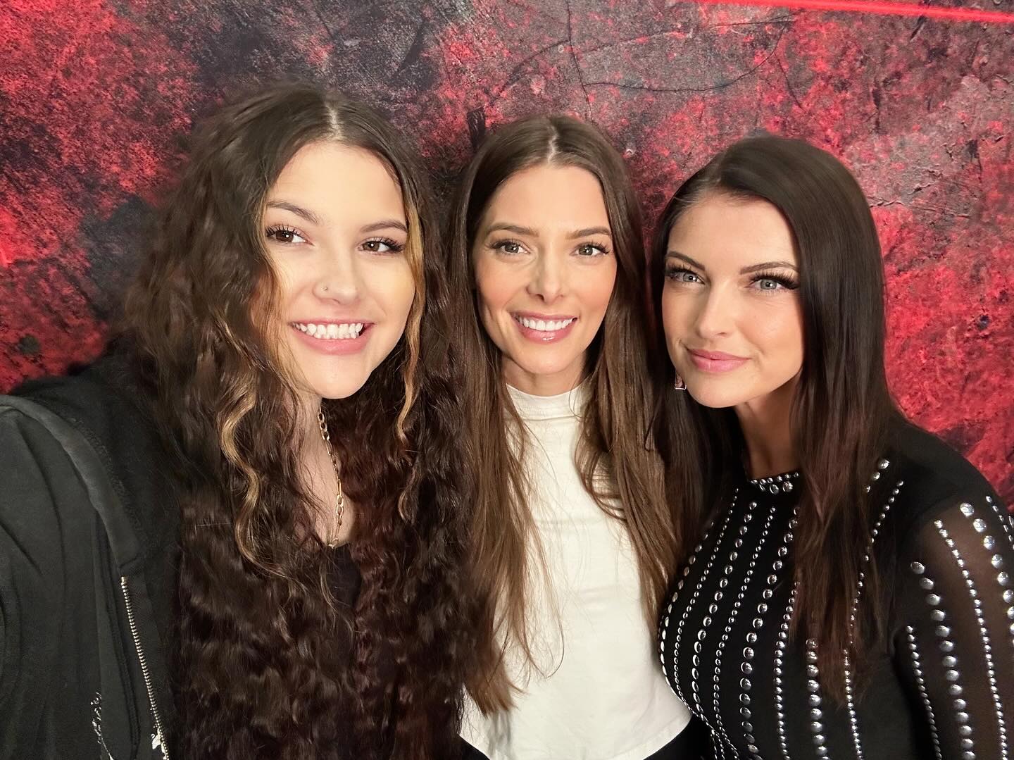 photoshoot003.jpg photoshoot003.jpg