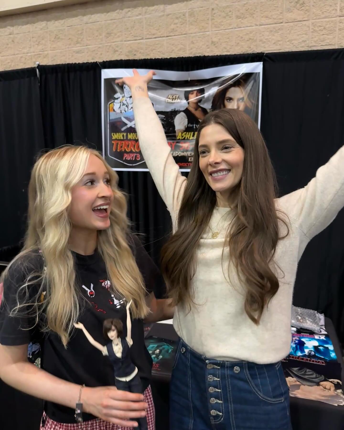 autograph008.jpg autograph008.jpg