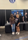 autographs009.jpg