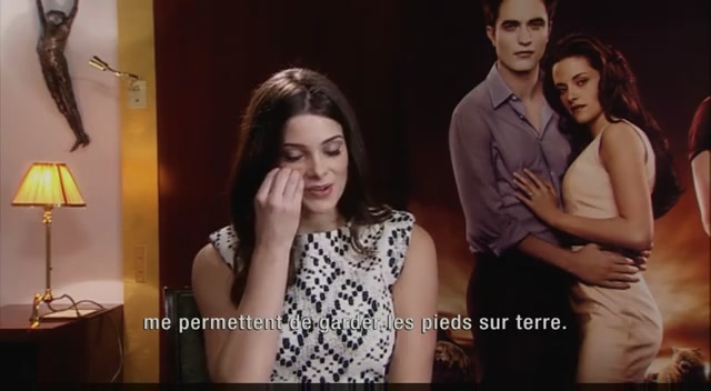 Ashley-Greene-dot-nl_BreakingDawnInterview-Allocine0218.jpg