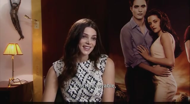 Ashley-Greene-dot-nl_BreakingDawnInterview-Allocine0222.jpg