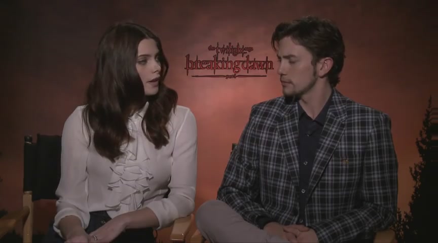 Ashley-Greene-dot-nl_BreakingDawnInterview-Hollywoodcom0028.jpg Ashley-Greene-dot-nl_BreakingDawnInterview-Hollywoodcom0028.jpg