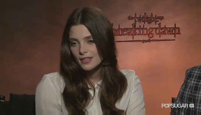 Ashley-Greene-dot-nl_BreakingDawnInterview-PopSugarTV0087.jpg