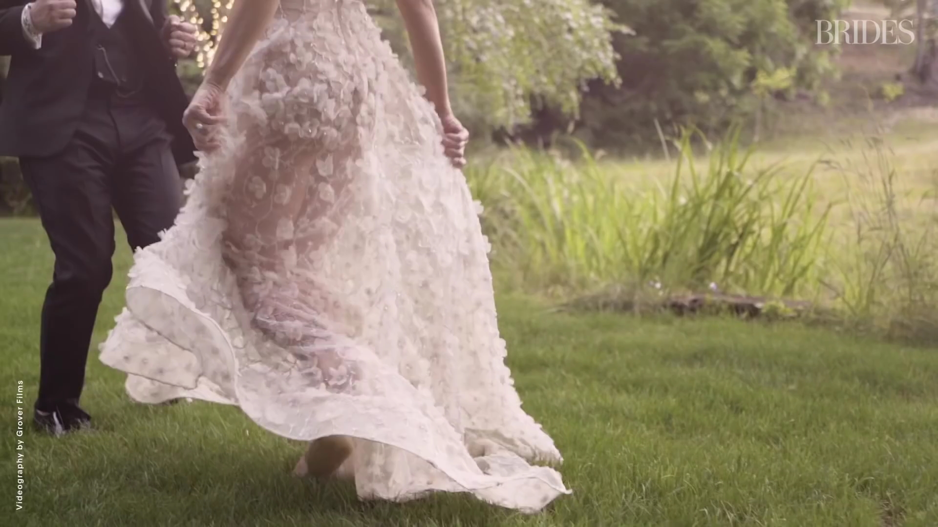 Ashley-Greene-dot-NL_2018Brides-com0024.jpg