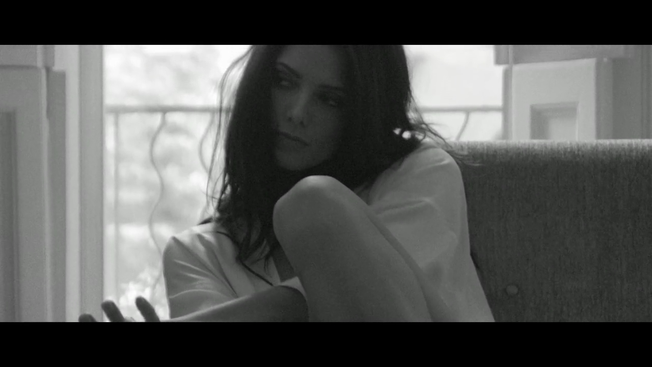 Ashley-Greene-dot-nl_2012Esquire-2-0067.jpg