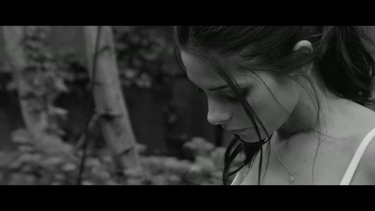 Ashley-Greene-dot-nl_2012Esquire-2-0091.jpg